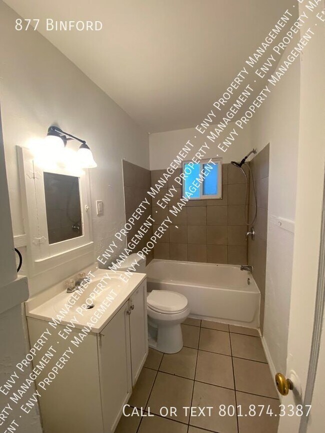 Building Photo - HALF OFF YOUR FIRST MONTH! Enormous  Pet F...