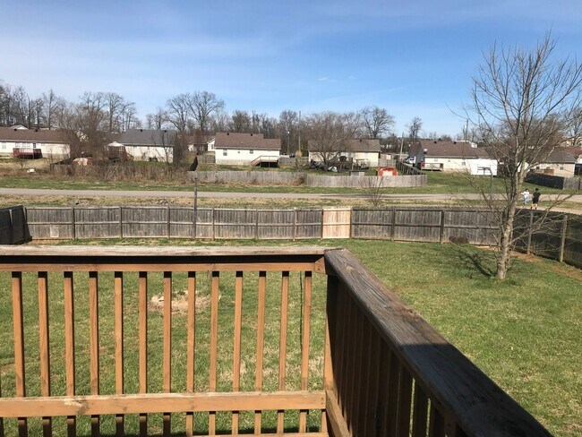 Building Photo - 3 Bedroom Pet Friendly Home For Rent Near ...