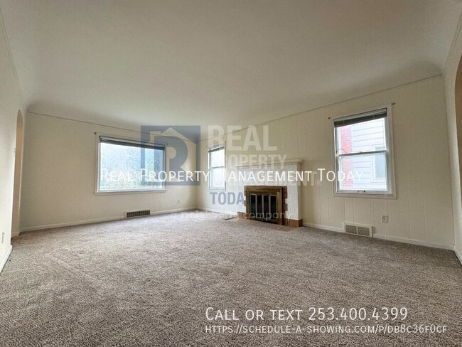 Building Photo - 910 N Union Ave