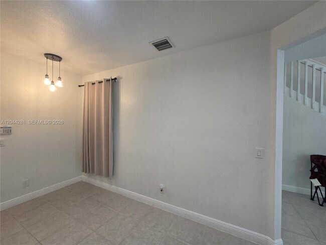 Building Photo - 9738 Darlington Pl