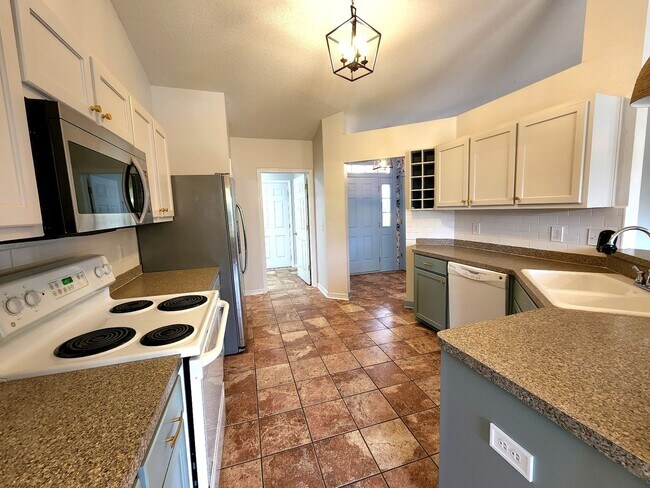 Building Photo - 4772 La Casa Cir