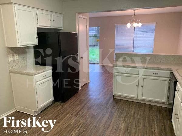 Building Photo - 15511 Evergreen Grove Dr