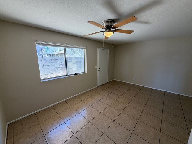 Building Photo - 145 S Doran