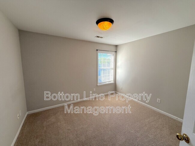 Building Photo - 11740 Hawick Valley Ln