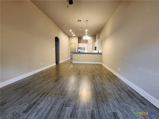 Building Photo - 1251 FM-306 E