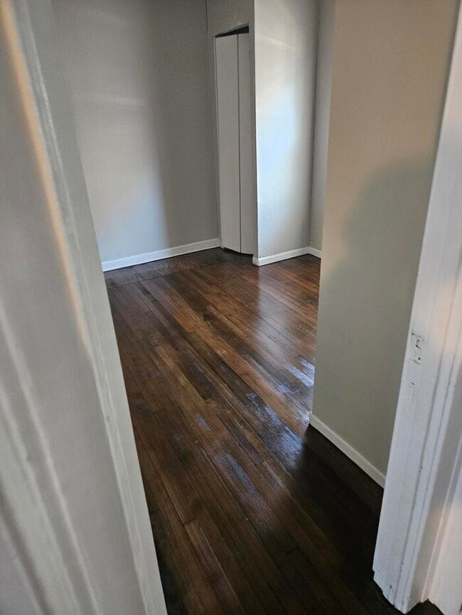 Building Photo - Beautiful new rehabbed home