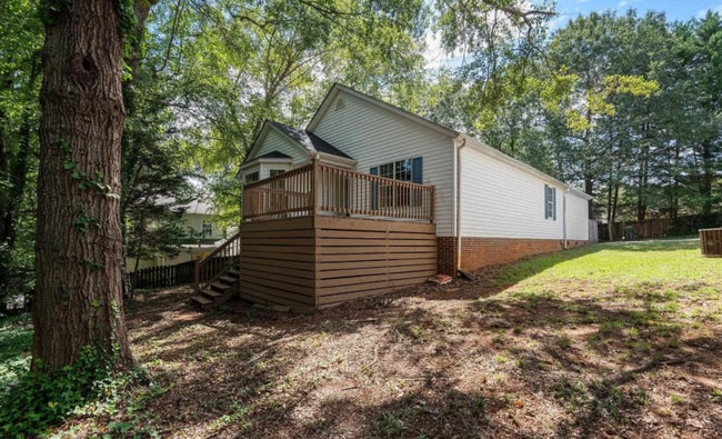 Building Photo - Charming 4/3 Home Downtown Greenville!