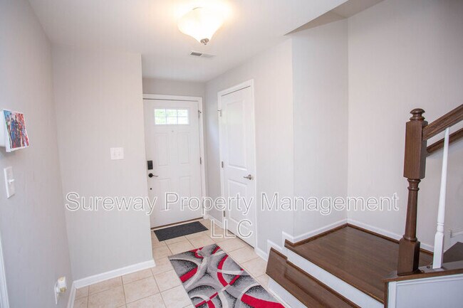Building Photo - 172 Fela Dr