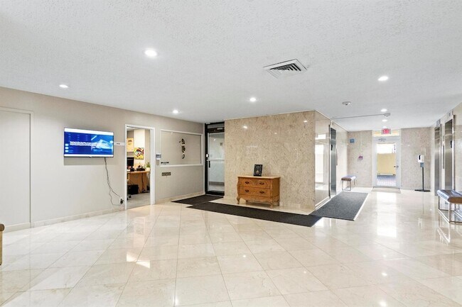 Building Photo - 111 N Pompano Beach Blvd