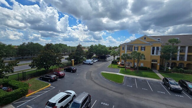 Building Photo - Mosaic At Millenia A Condo