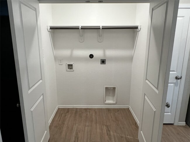 Building Photo - 132 Pine Bend Ct