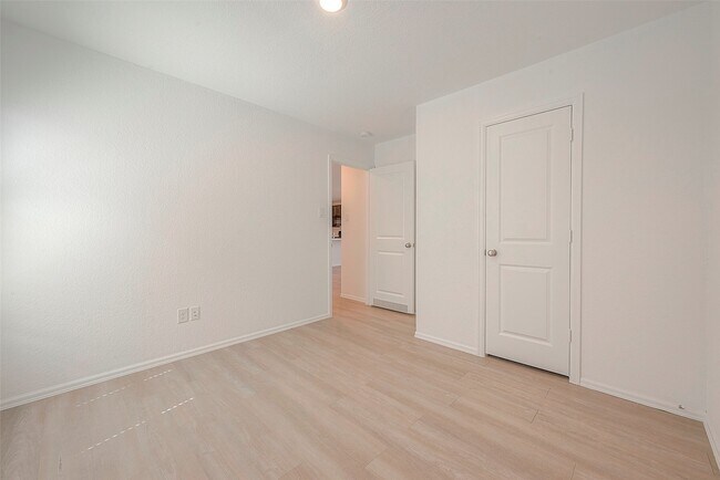 Building Photo - 26714 Wilderye Cv Ln