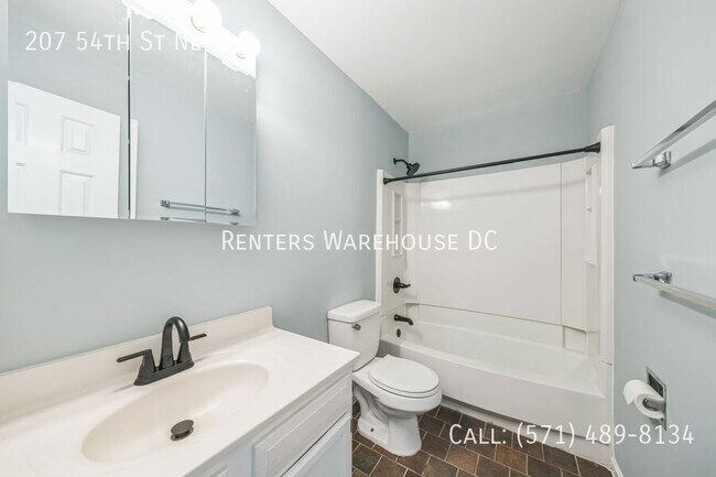 Building Photo - 207 54th St NE