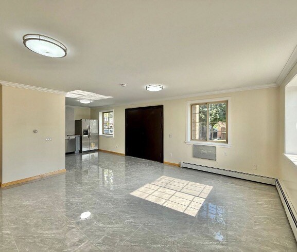 Building Photo - 1604 Robertson Pl