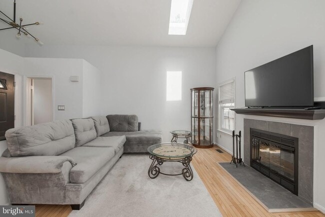 Building Photo - 6015 Good Lion Ct