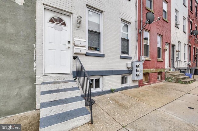 Building Photo - 537 N 33rd St