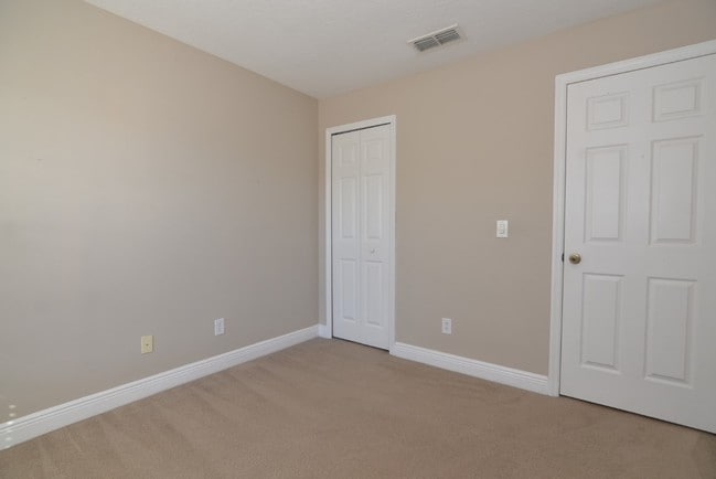 Building Photo - 5460 Caramella Dr