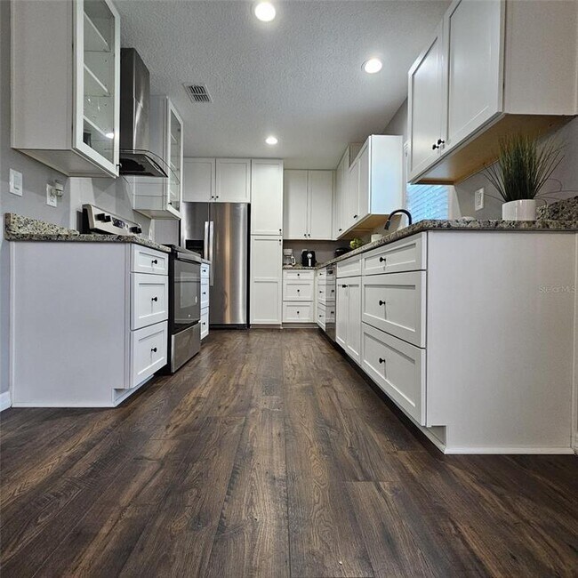 Building Photo - 3148 Boggy Terrace Dr