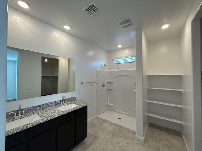 Building Photo - Free May Rent! Brand New 4-Bedroom Home in DR Horton’s Newest Community – Only $1,895/Month!