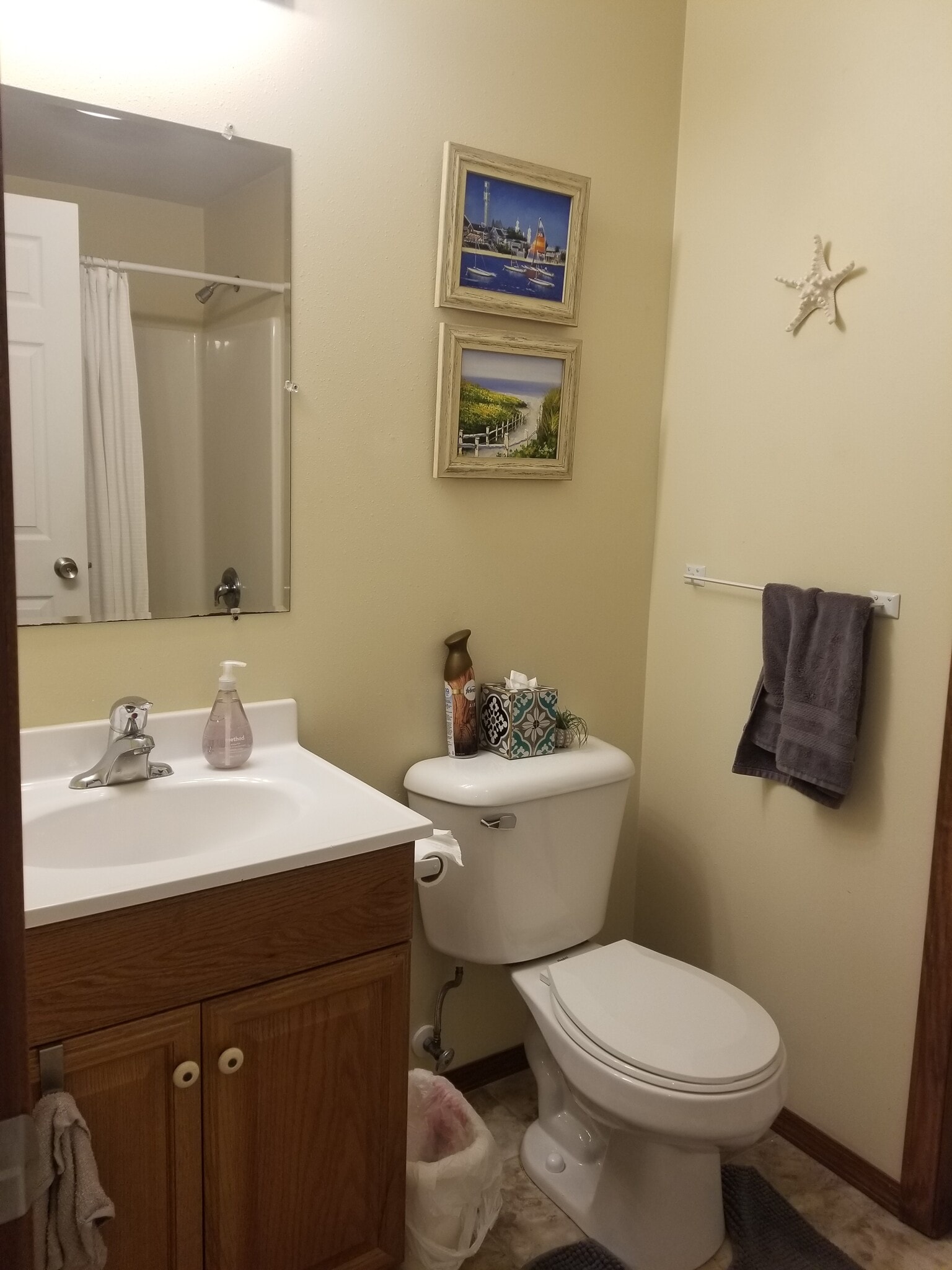 Building Photo - 227 Dakota Trl