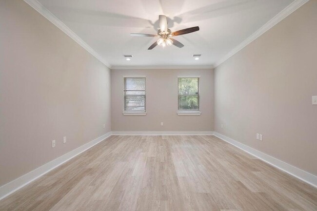 Building Photo - 834 Cannon Ln