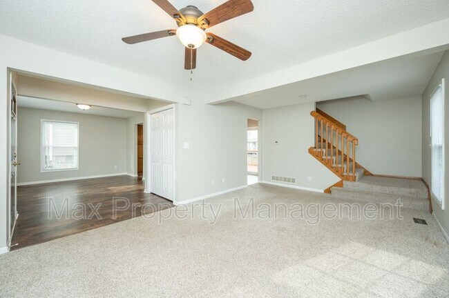 Building Photo - 6943 Brookview Dr