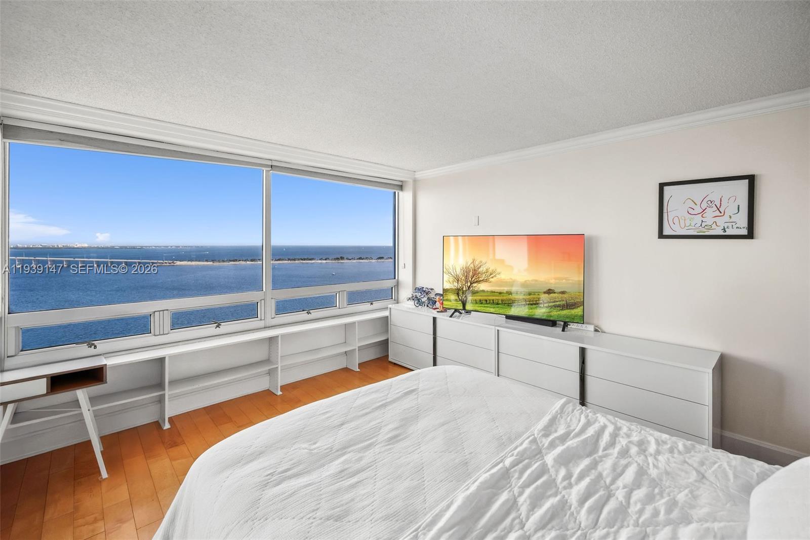 Building Photo - 1541 Brickell Ave