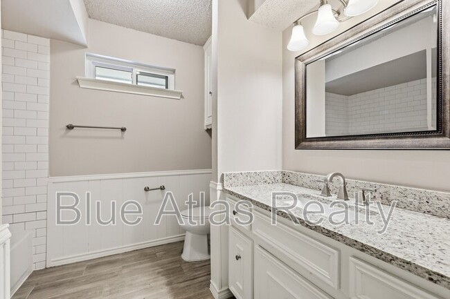 Building Photo - 3304 Big Horn Trail