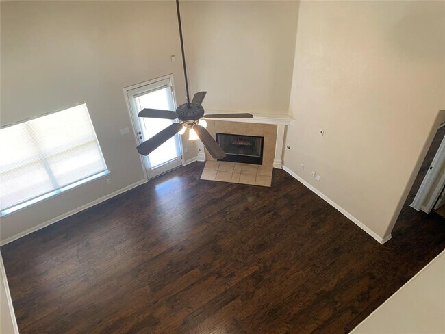 Building Photo - 18525 Blue Pond Dr