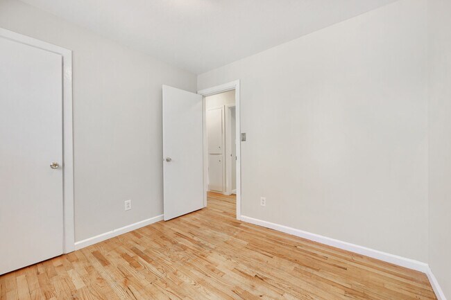 Building Photo - 53 McBurney Blvd