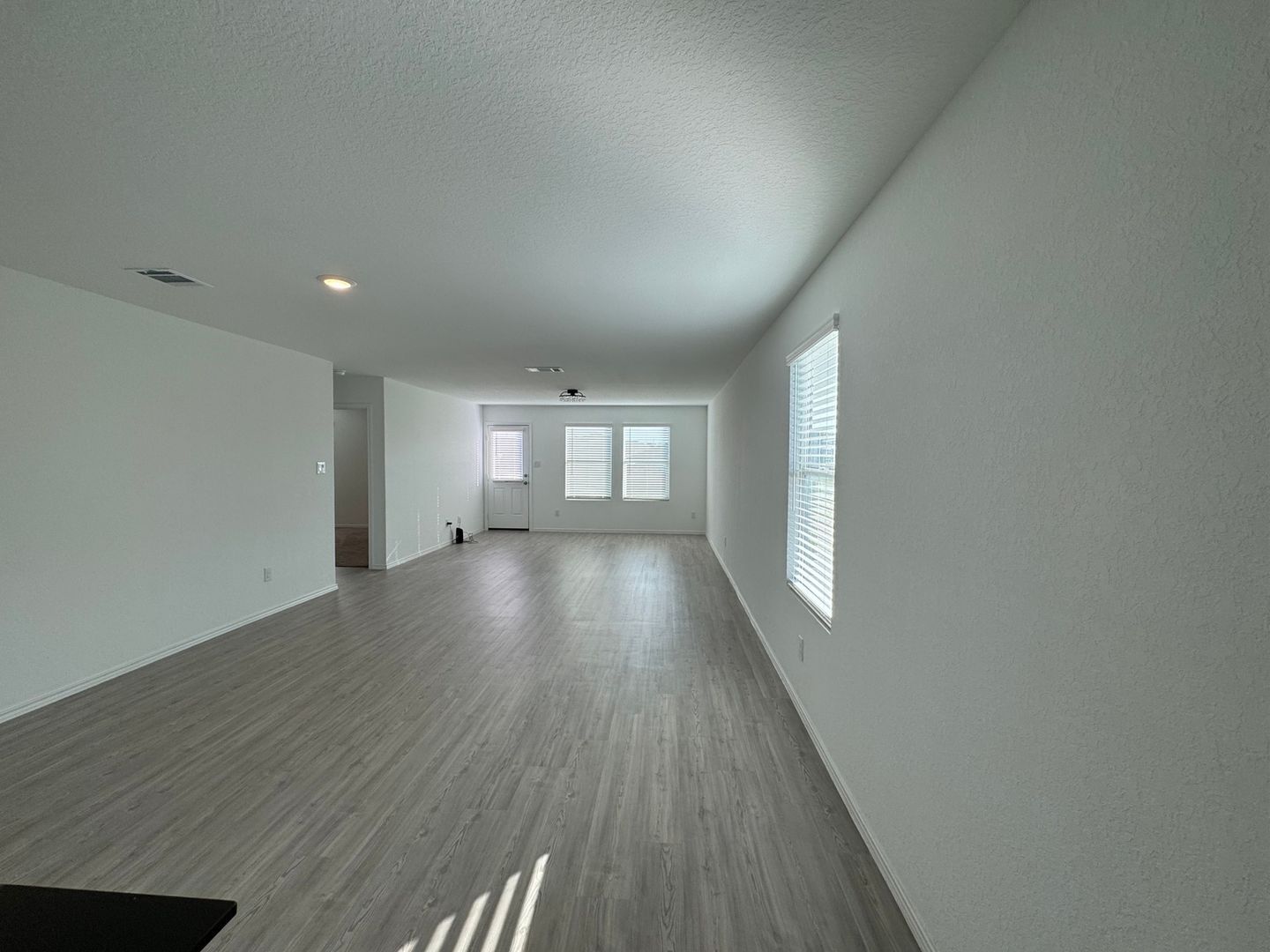 Building Photo - 14023 Wool Pk