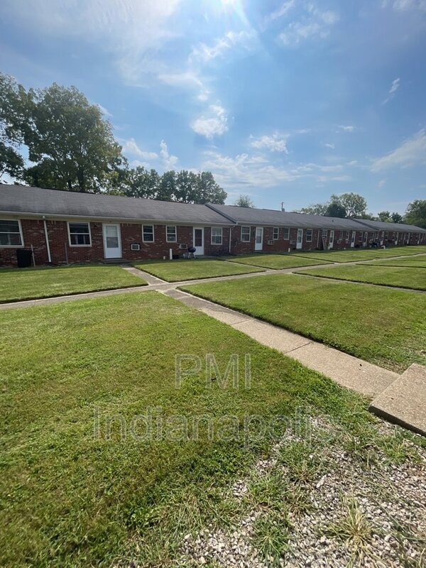 Building Photo - 122 W William Dr