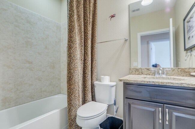 Building Photo - 510 Captiva Dr