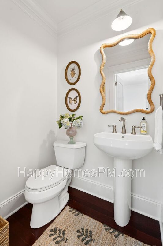 Building Photo - 728 S Shelmore Blvd