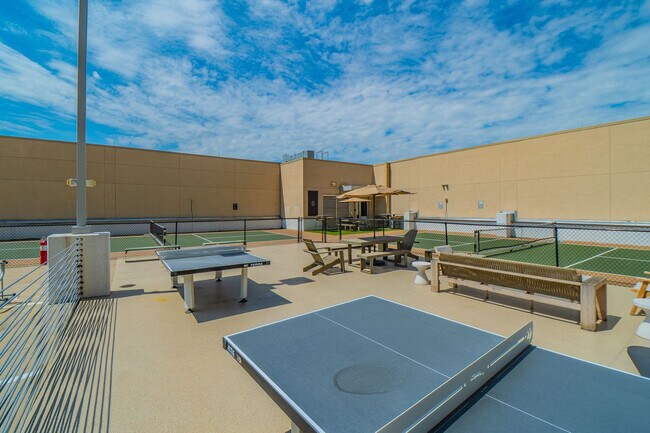 Building Photo - 3700 McKinney Ave