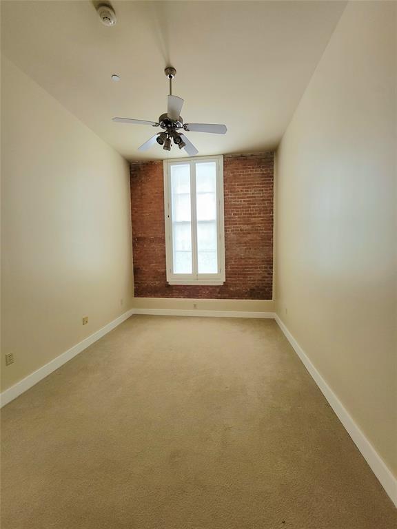 Building Photo - 2315 Harborside Dr