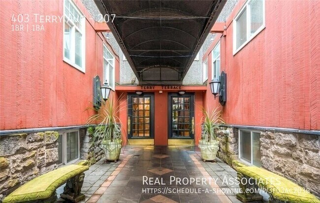 Building Photo - 403 Terry Ave