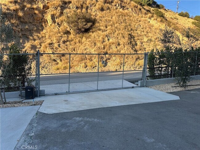 Building Photo - 7300 Santa Susana Pass Rd