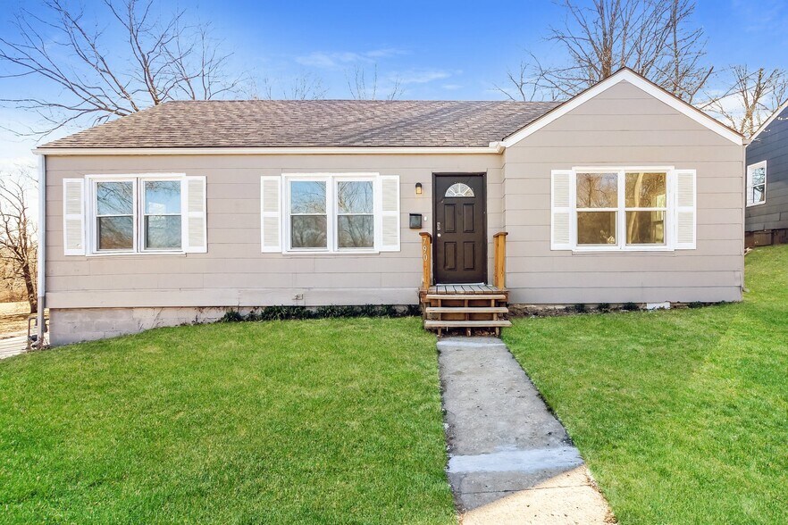 Building Photo - 7901 Brooklyn Ave