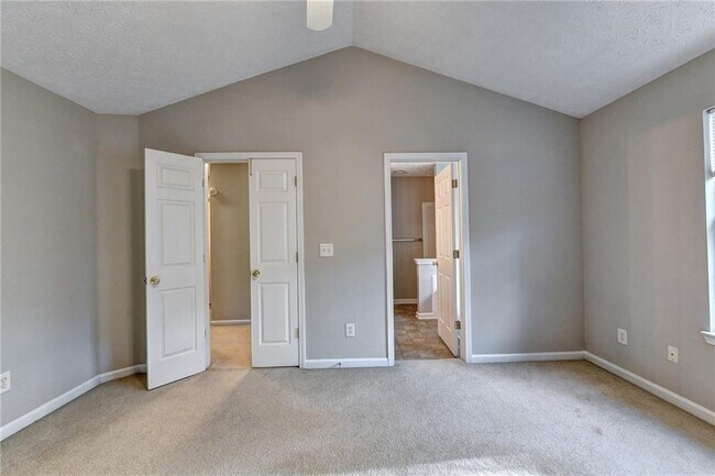 Building Photo - 960 Melrose Park Pl NW