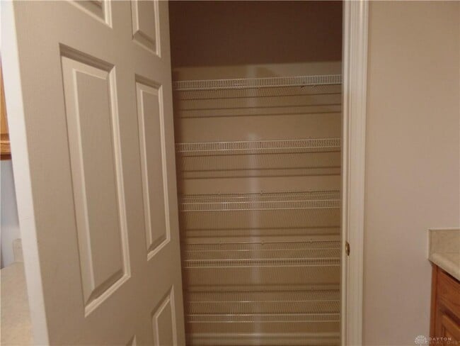 Building Photo - 120 Cherry St