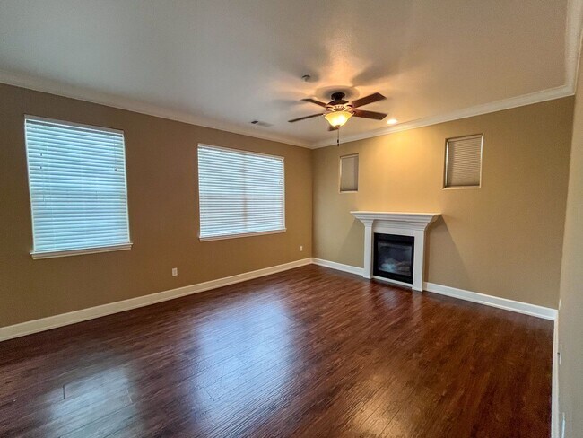 Building Photo - 1356 Marjorie Ct