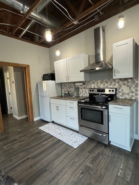 Kitchen - 729 Highway 314