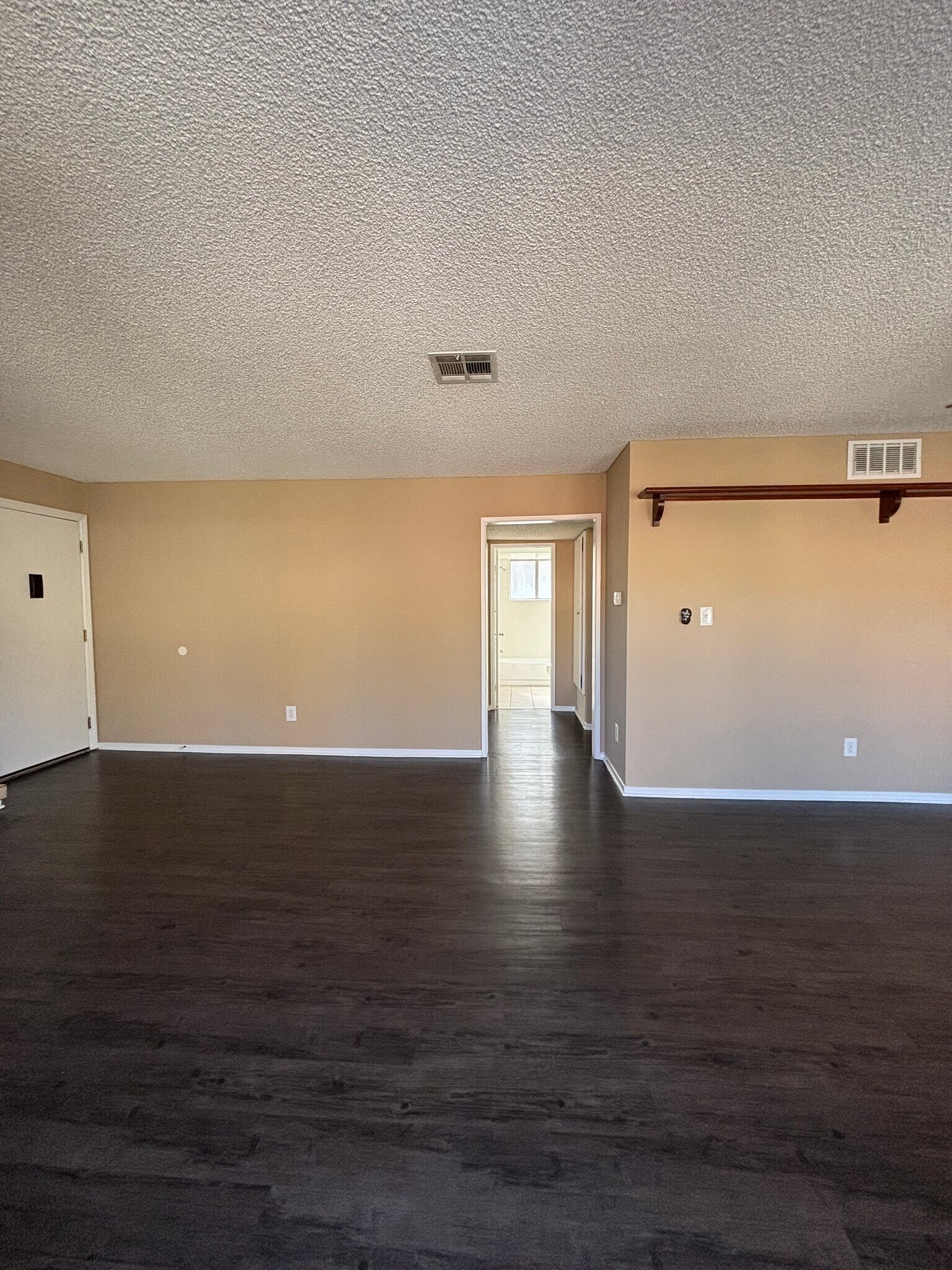 Building Photo - 200 W Olive Ave