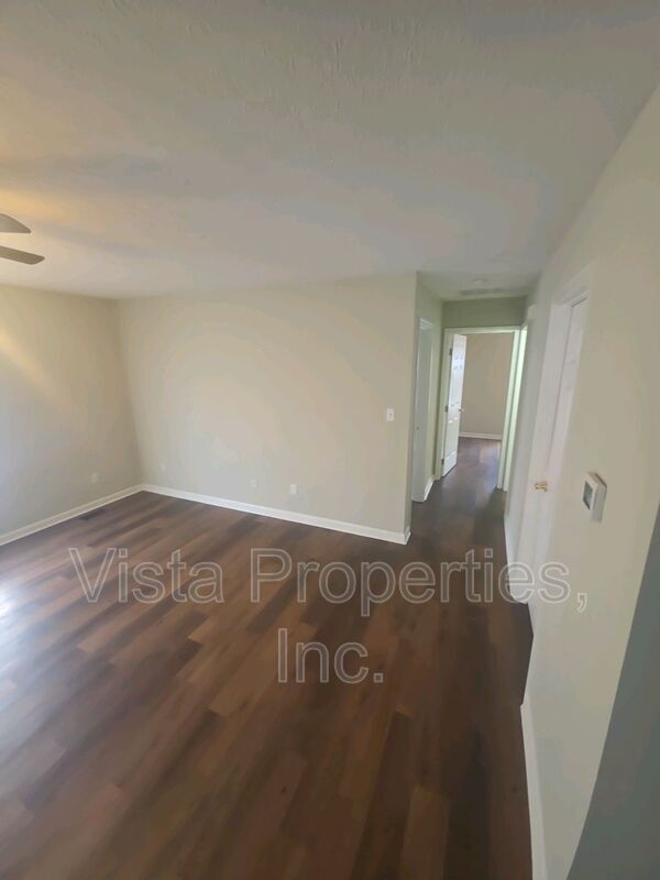 Building Photo - 6917 Colrain Cir