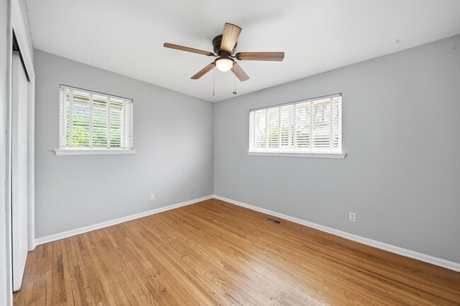 Building Photo - 8936 E 33rd Pl