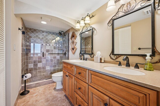 Building Photo - 8880 S Ocean Dr