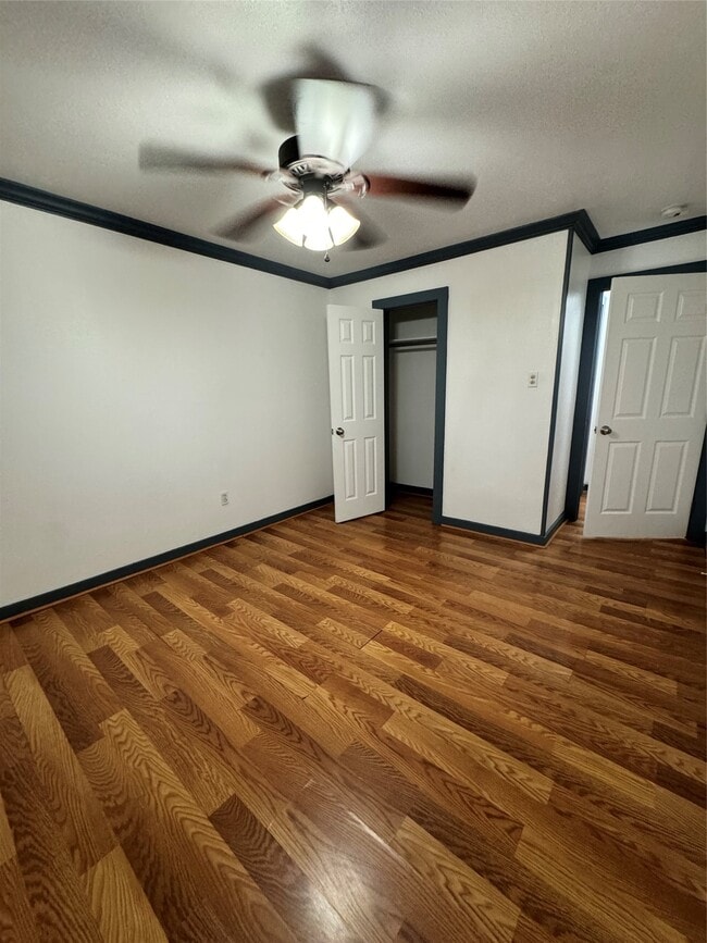 Building Photo - 5320 Polk St