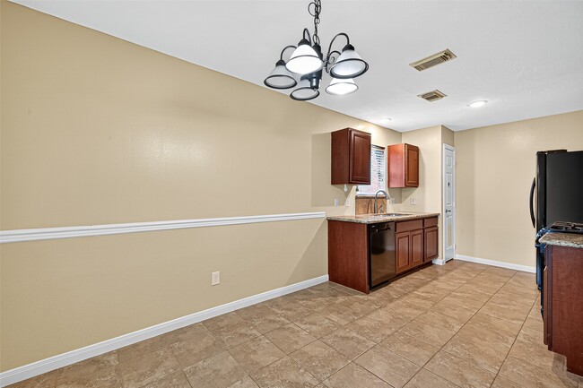 Building Photo - 3714 Bent Springs Ln