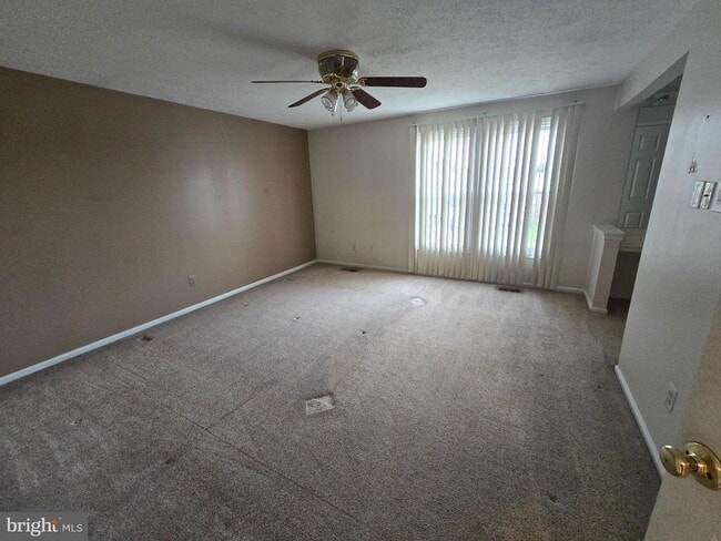 Building Photo - 9503 Hallhurst Rd